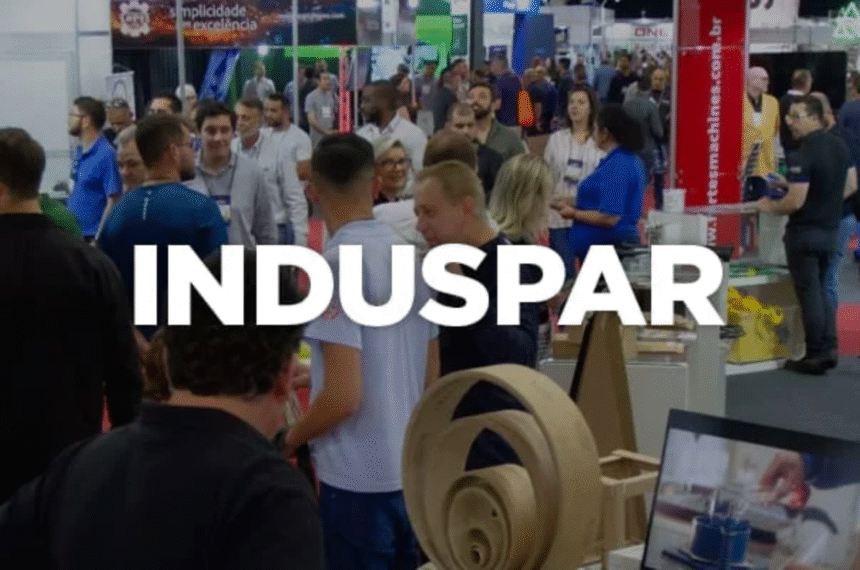 Imagem promocional da Induspar 2025, ilustrando robôs, automação e dados digitais, representando a feira de tecnologias para Indústria 4.0 em Curitiba, relevante para a engenharia brasileira.