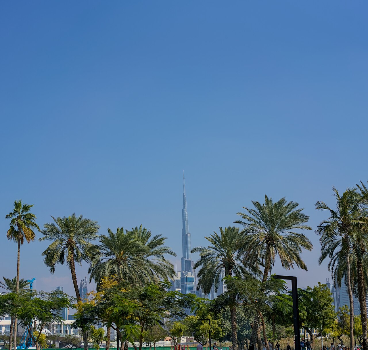 Burj Khalifa completo em Dubai, 828 metros, o edifício mais alto já construído pelo homem